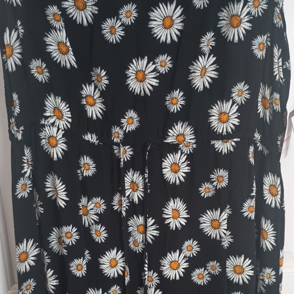 Signature by Sangria Black Daisy Print Maxi Dress - Picture 5 of 9